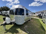 2026 Airstream 27FBQ Base