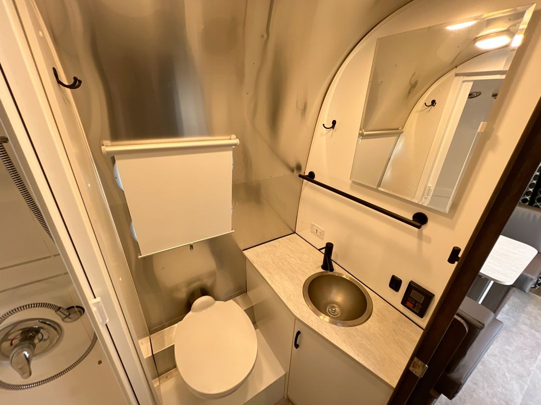 2022 Airstream 20FB Base