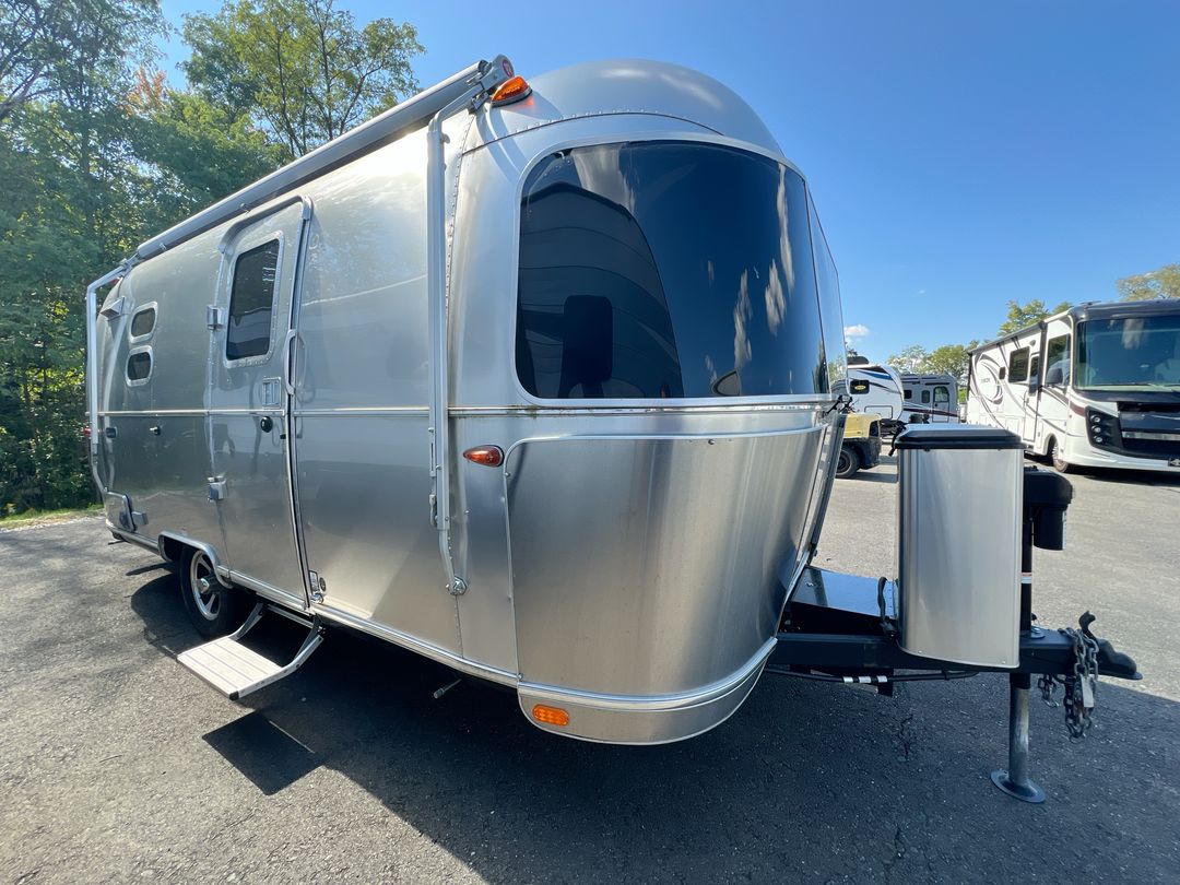 2022 Airstream 20FB Base