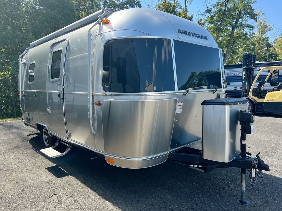 2022 Airstream 20FB Base