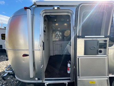 2022 Airstream 23FB Base