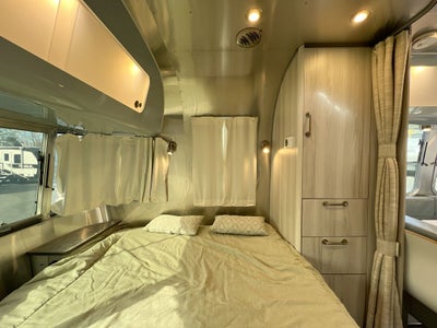 2022 Airstream 23FB Base