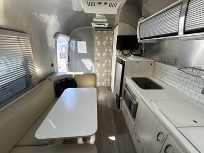 2019 Airstream 22FB BAMBI Base