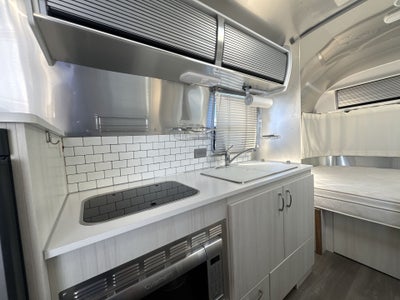 2019 Airstream 22FB BAMBI Base