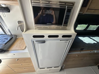 2024 Airstream Rangeline Base