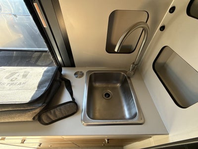 2024 Airstream Rangeline Base