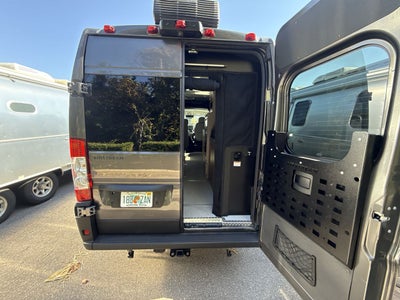 2024 Airstream Rangeline Base