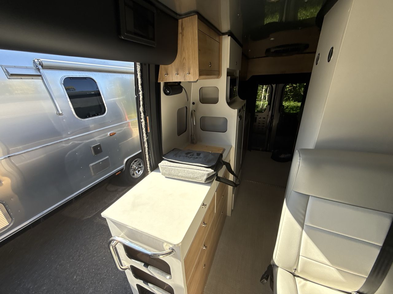 2024 Airstream Rangeline Base