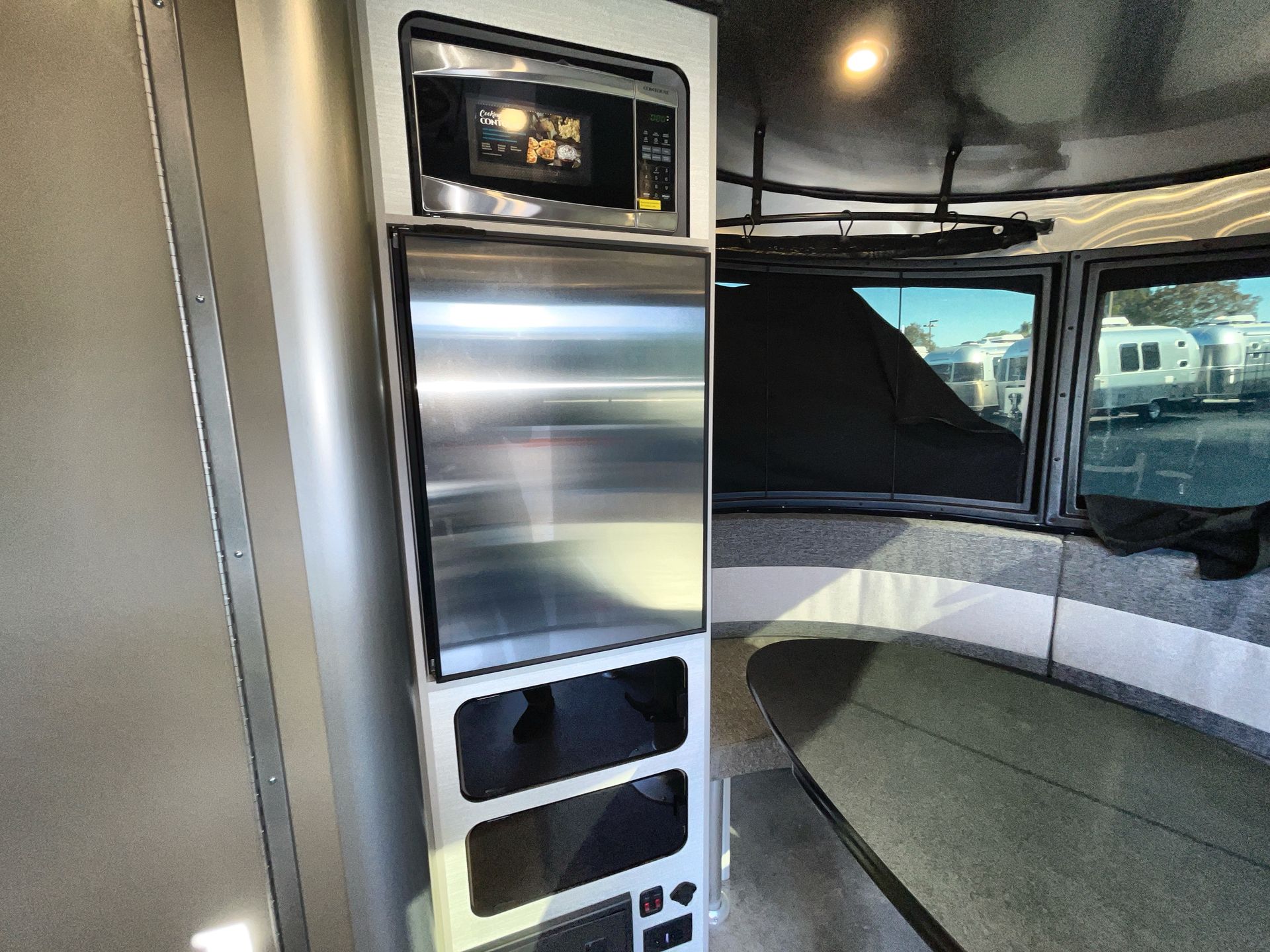 2026 Airstream 20Xe Base