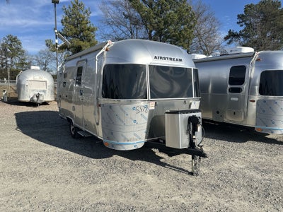 2025 Airstream 20FB Base