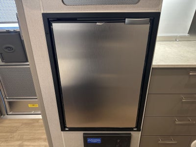 2025 Airstream 20FB Base