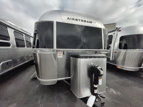 2025 Airstream 28RBT Base
