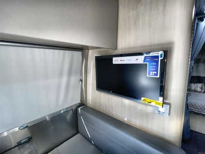 2025 Airstream 28RBQ Base