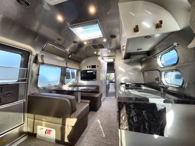2026 Airstream 28RBT Base