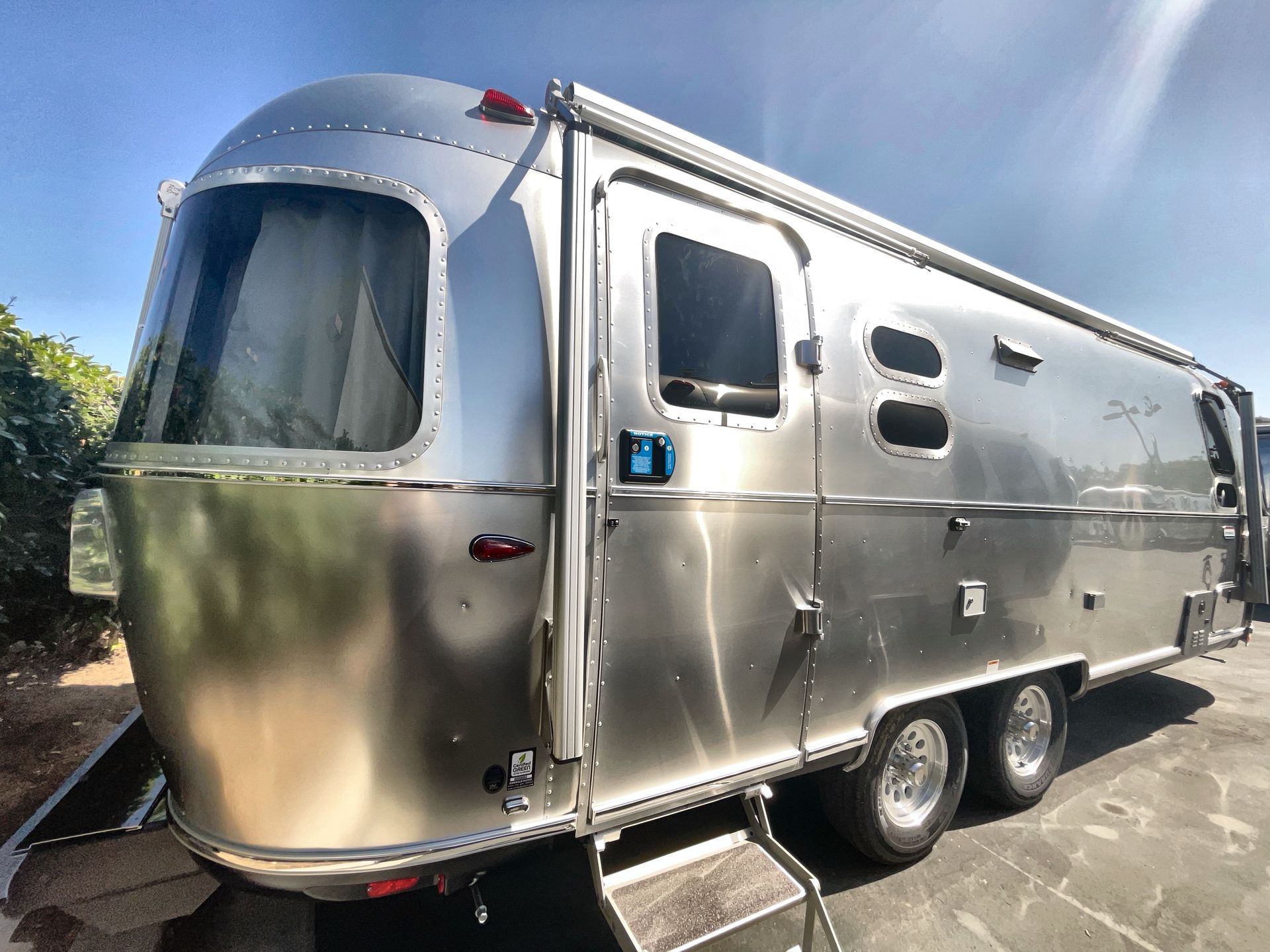 2025 Airstream 25FBT Base