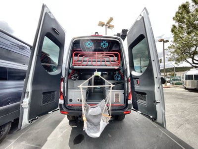 2026 Airstream 19X LE Outland Base