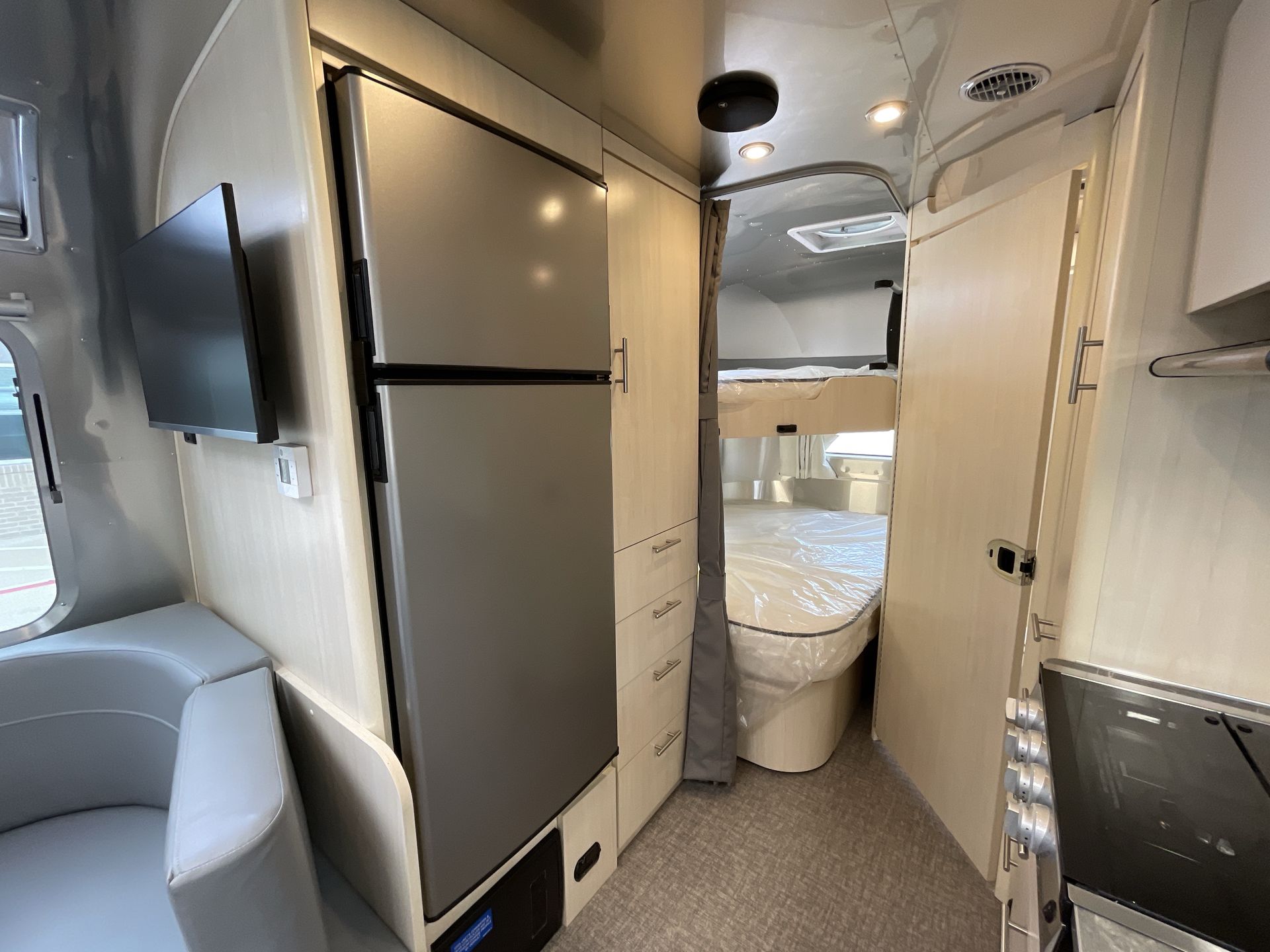 2026 Airstream 30FBBQ Base