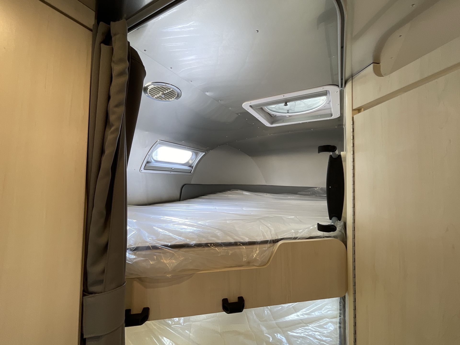 2026 Airstream 30FBBQ Base