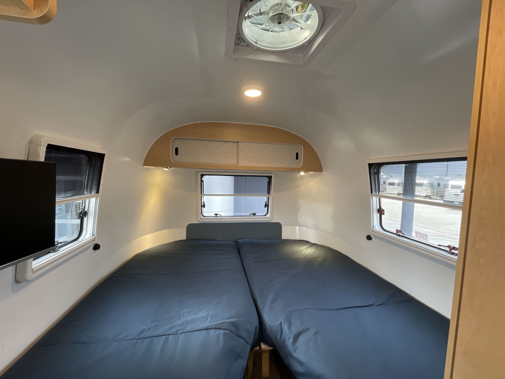 2026 Airstream 22RB Base