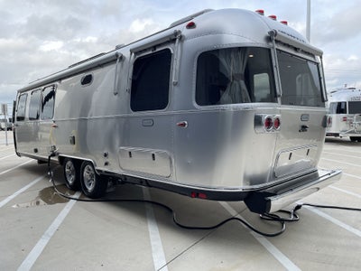 2026 Airstream 30RBT Base