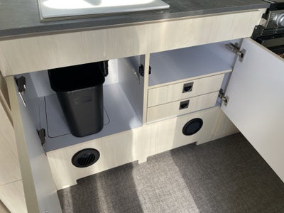 2026 Airstream 23FBQ Base