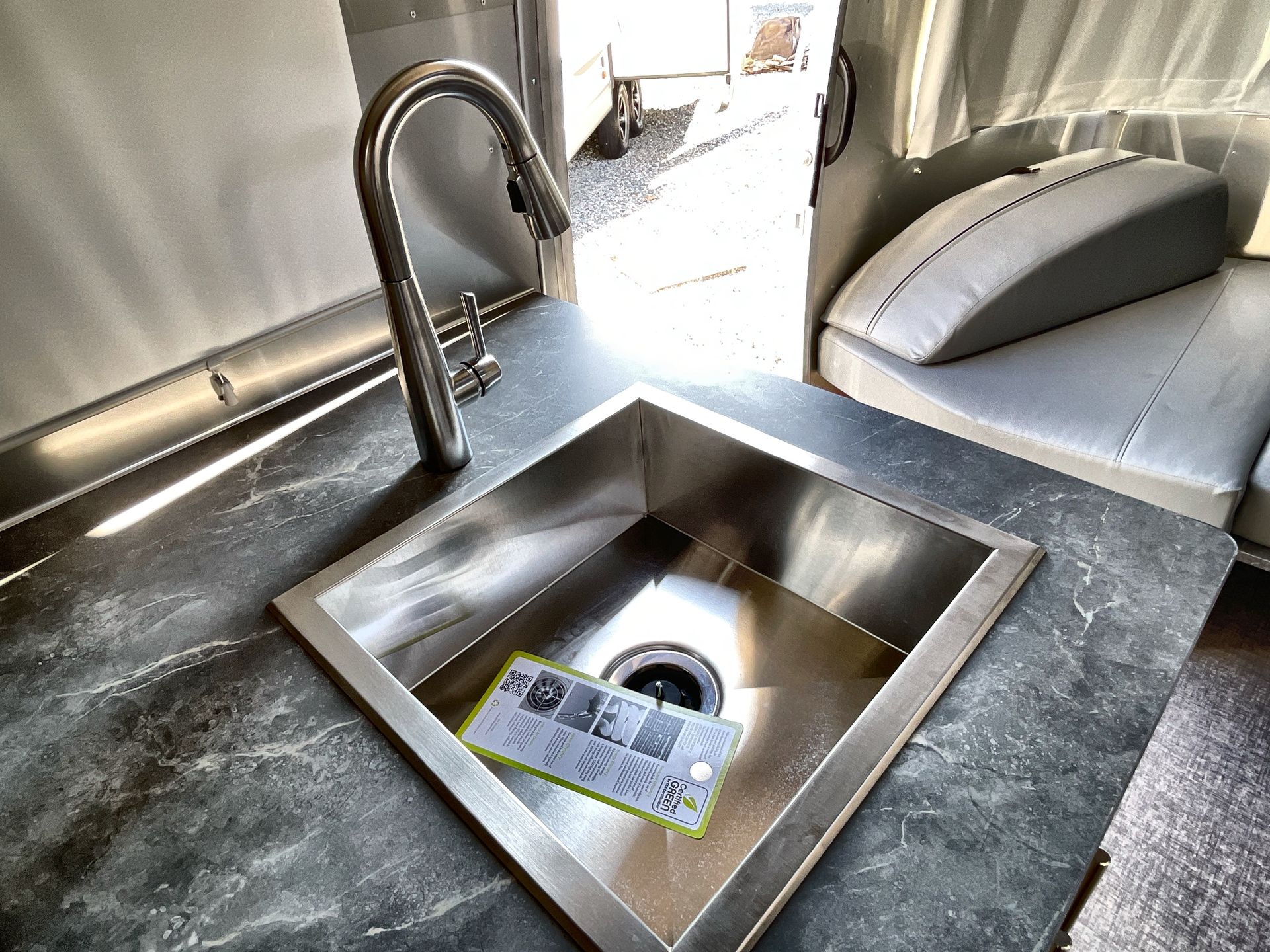 2026 Airstream 27FBT Base