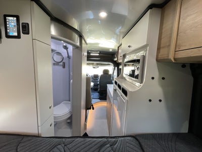2026 Airstream Rangeline Base