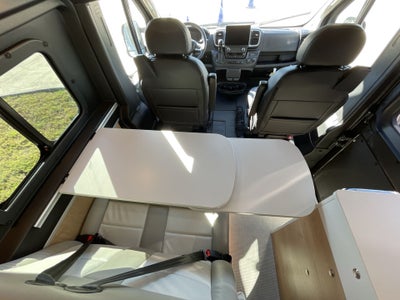 2026 Airstream Rangeline Base