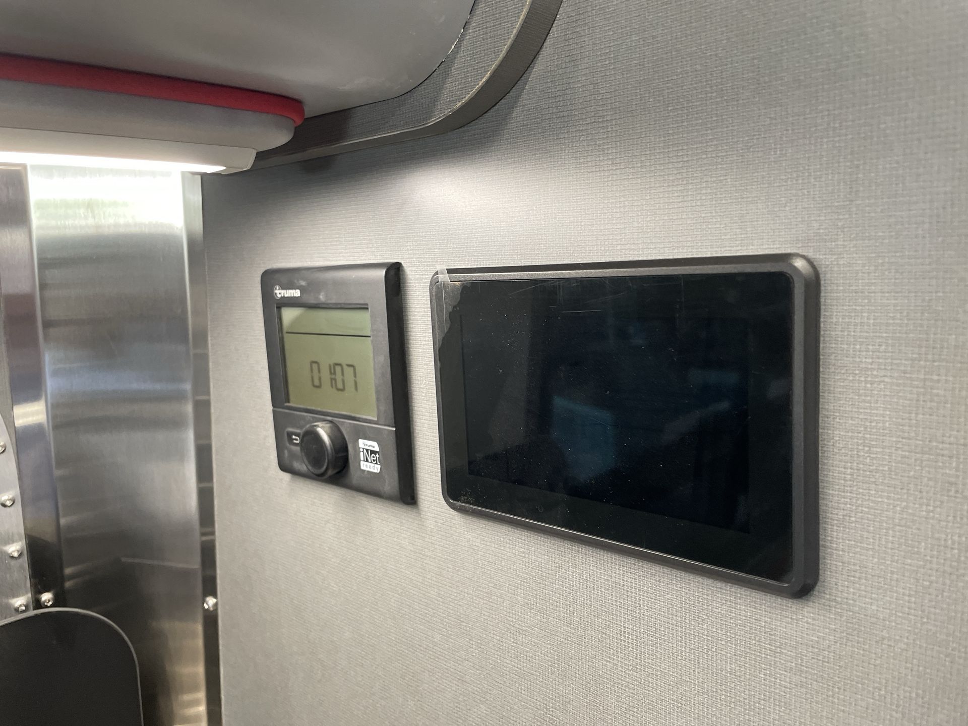 2026 Airstream 19X LE Outland Base