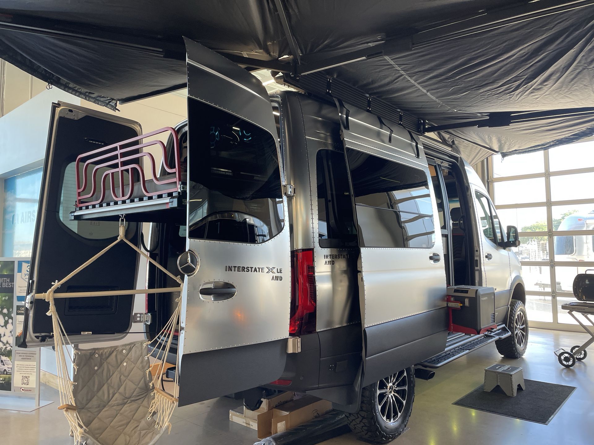 2026 Airstream 19X LE Outland Base