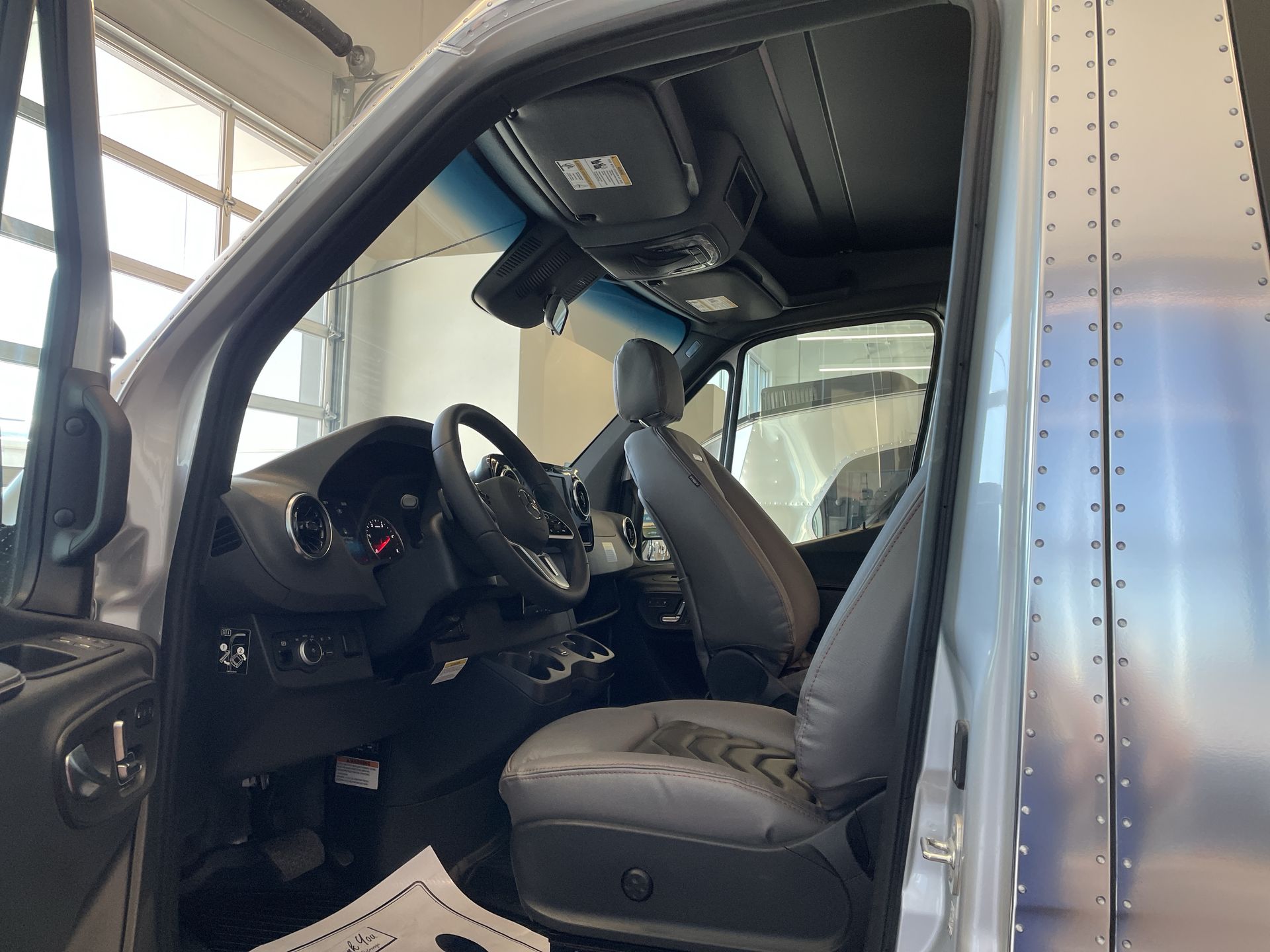 2026 Airstream 19X LE Outland Base