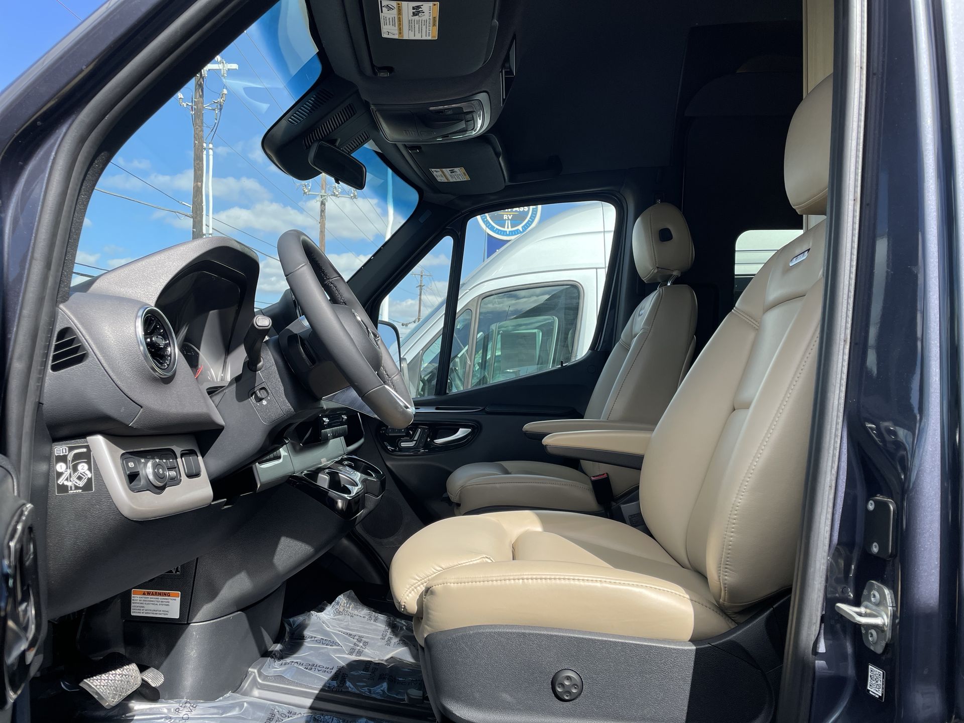 2026 Airstream 19GT Base