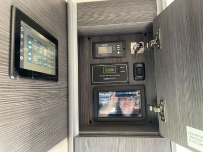 2026 Airstream Murphy Suite Base