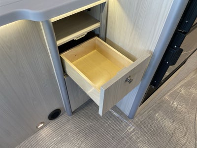 2026 Airstream Murphy Suite Base