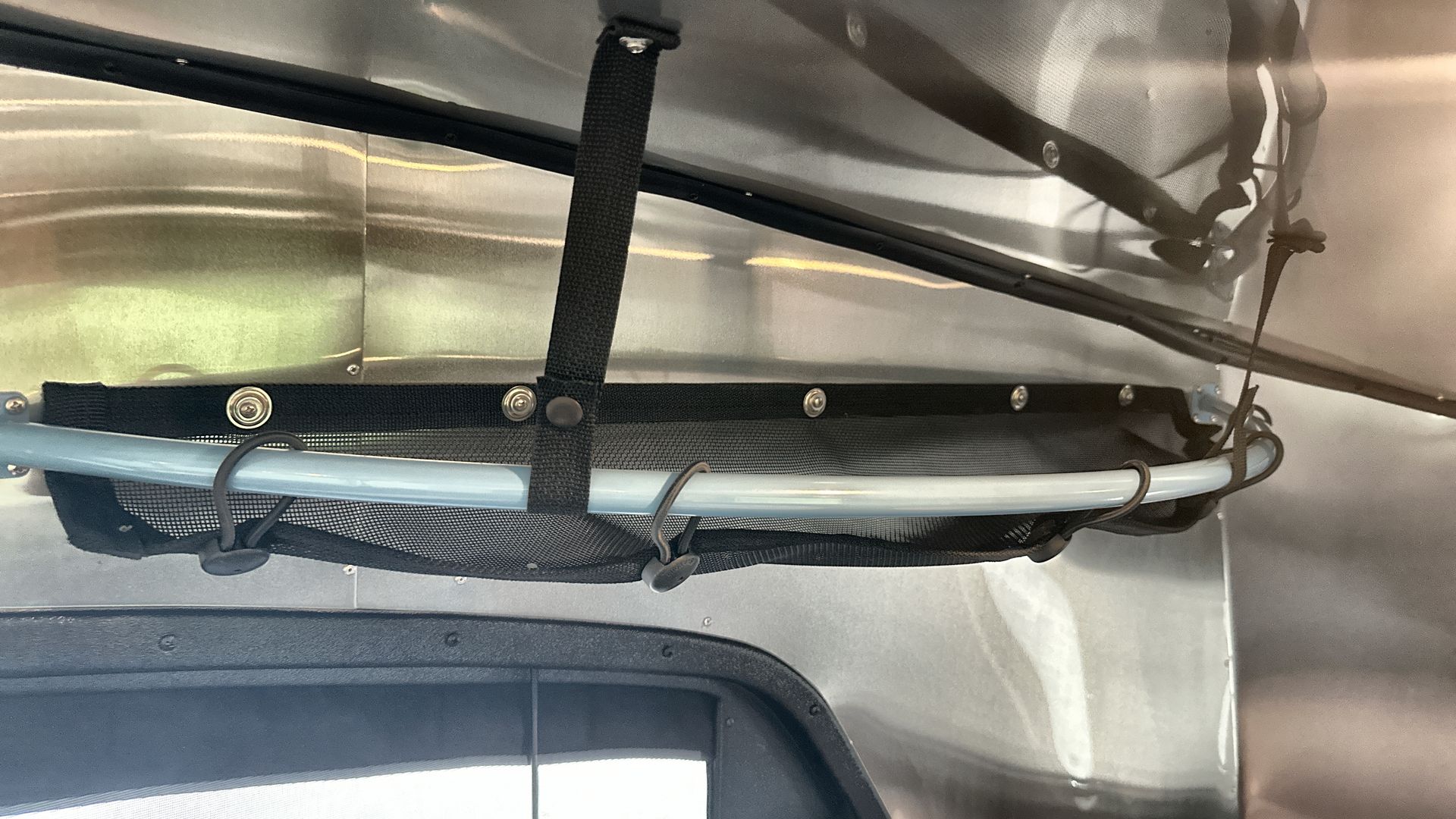 2025 Airstream 16X Base