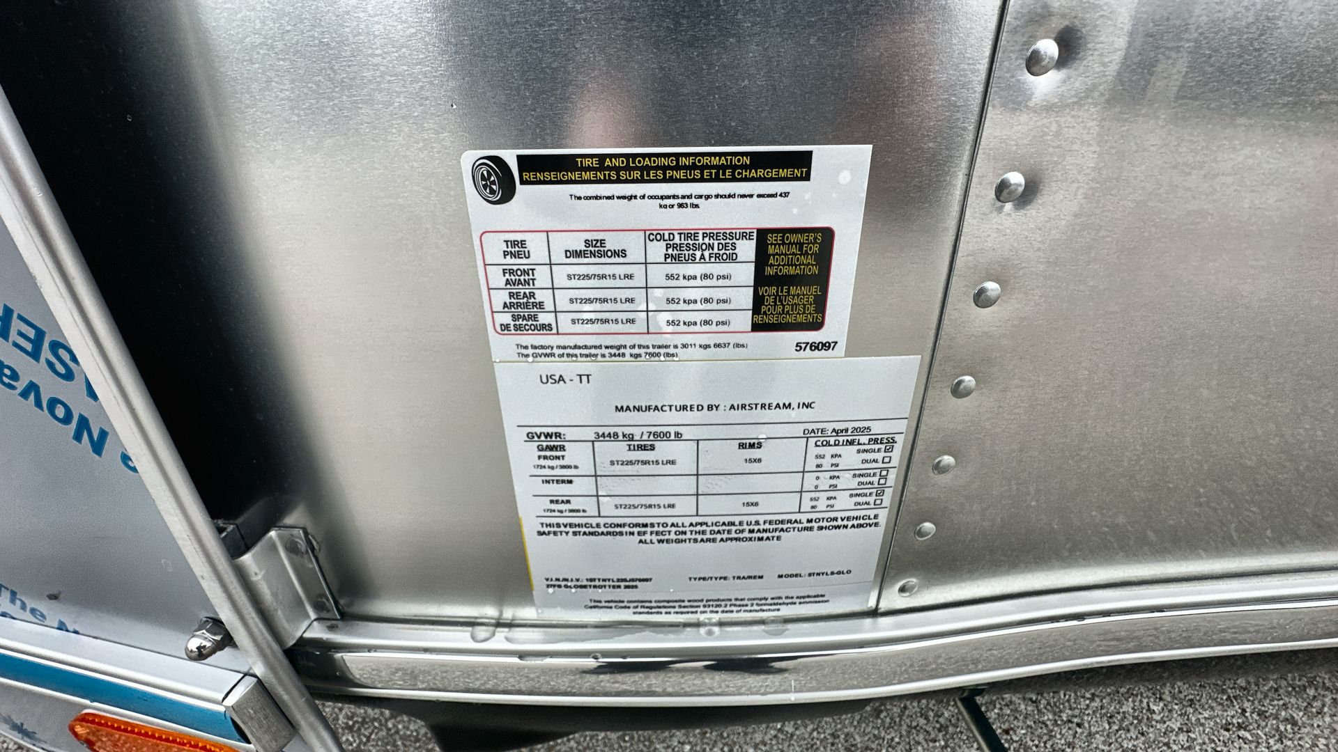 2025 Airstream 27FBQ Base