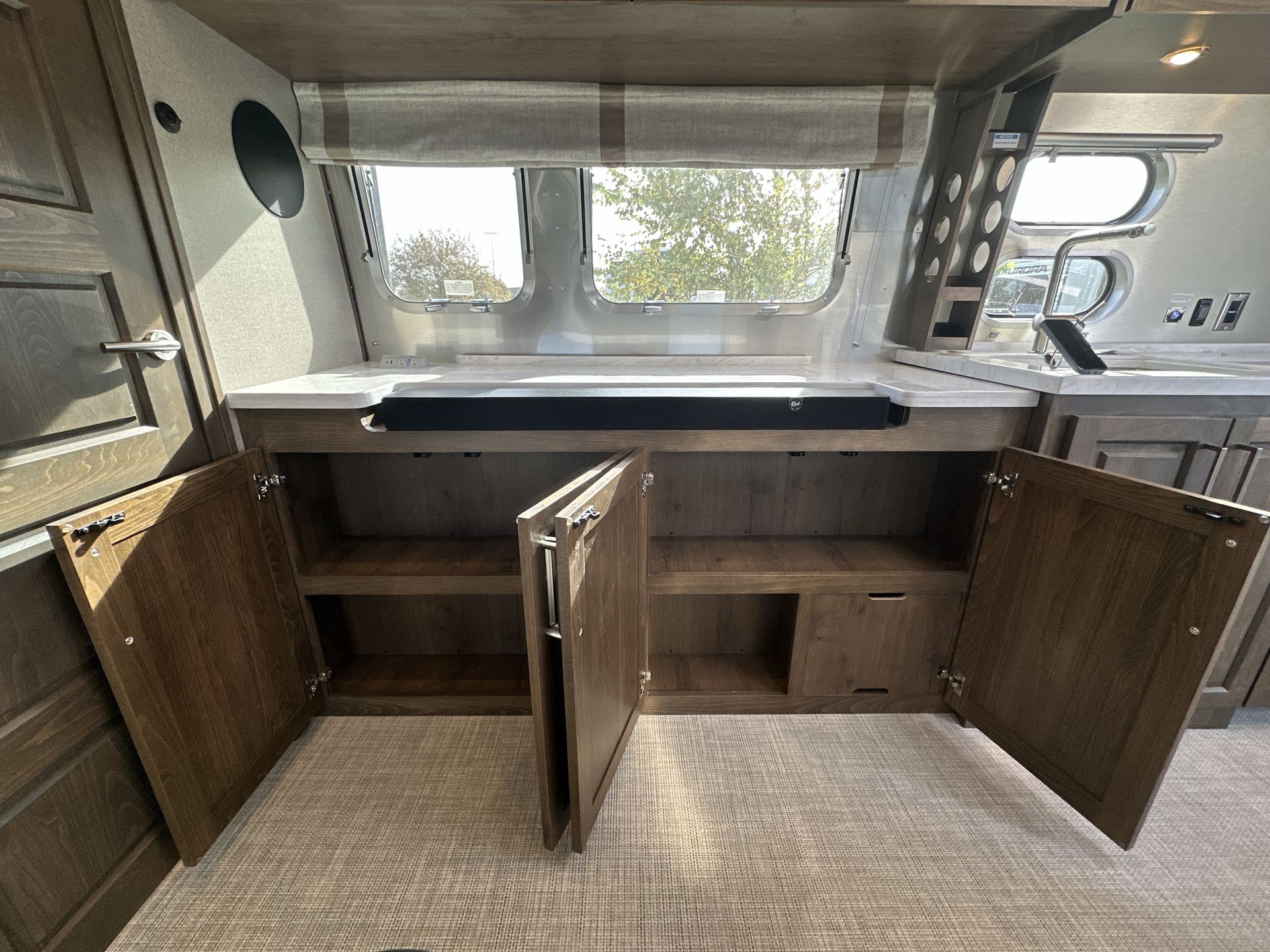 2026 Airstream 33FBQ Base