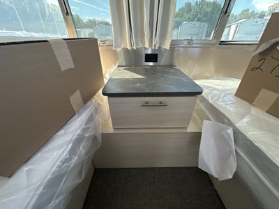2026 Airstream 30FBBT Base