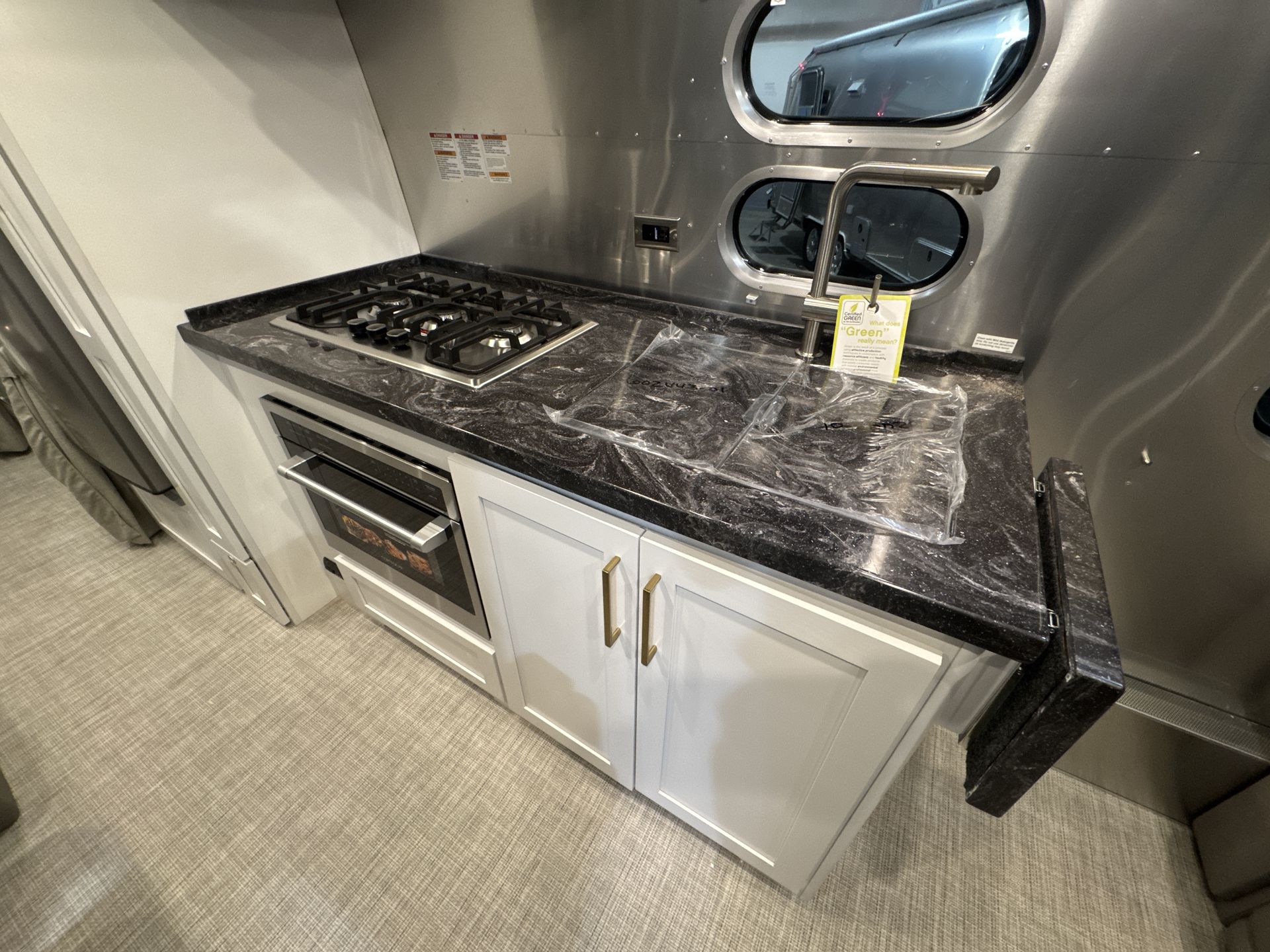 2026 Airstream 28RBT Base