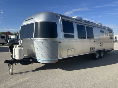 2026 Airstream 30RBQ Base