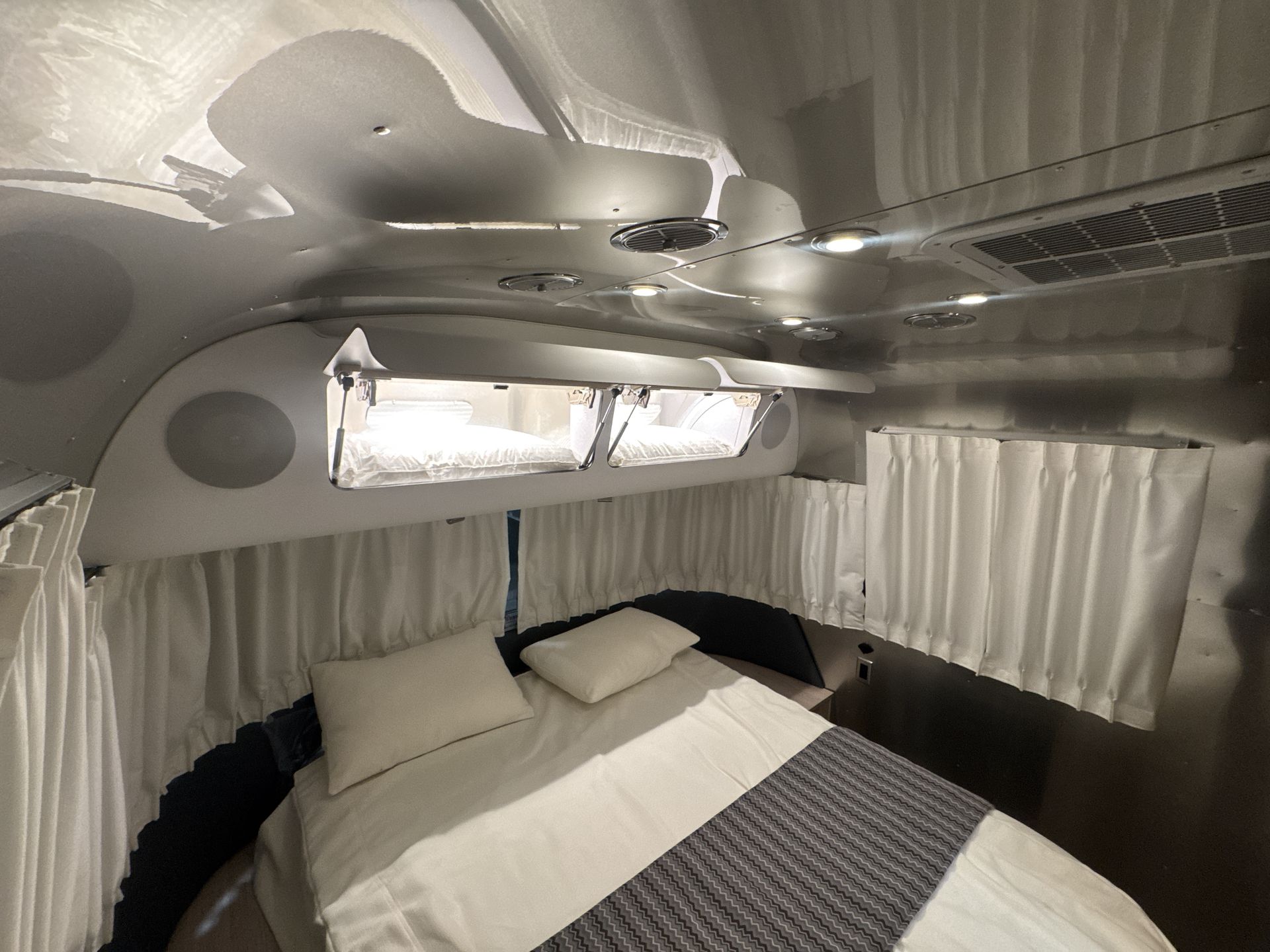 2026 Airstream 30RBQ Base