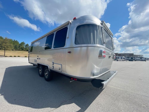 2026 Airstream 25FBQ Base