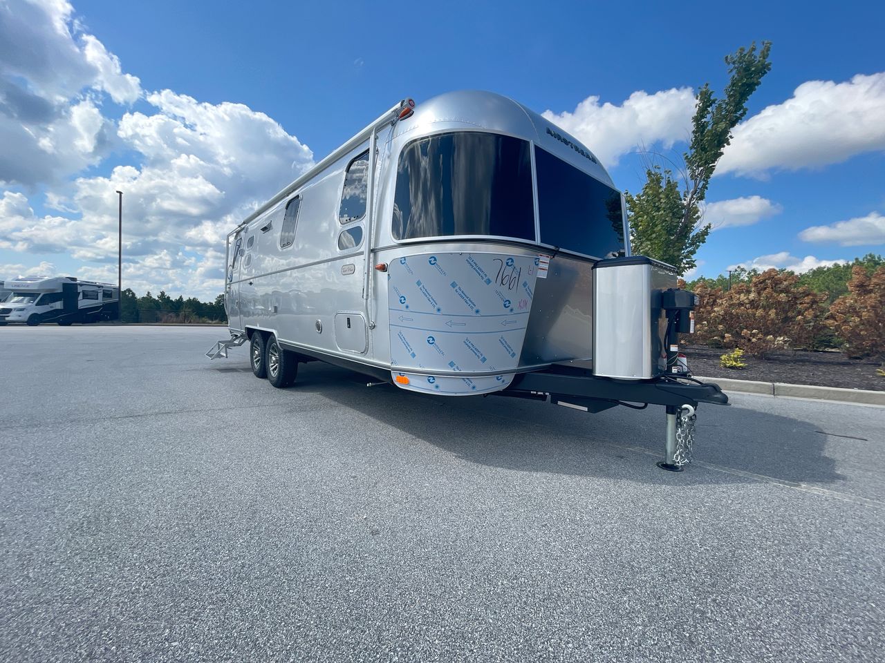 2026 Airstream 25FBQ Base