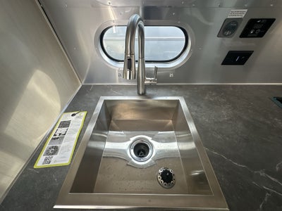 2026 Airstream 23FBT Base