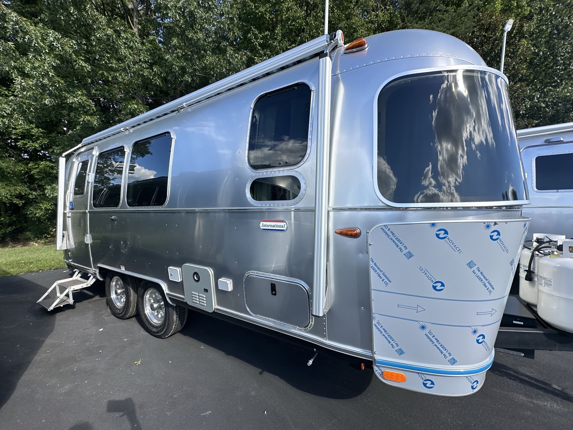 2025 Airstream 23FBT Base
