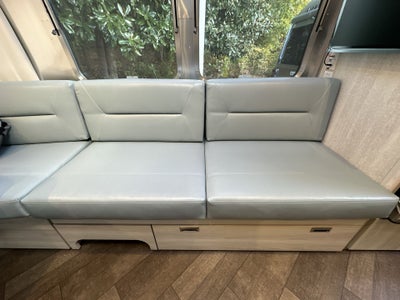 2026 Airstream 27FBT Base