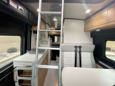 2026 Airstream Rangeline Base