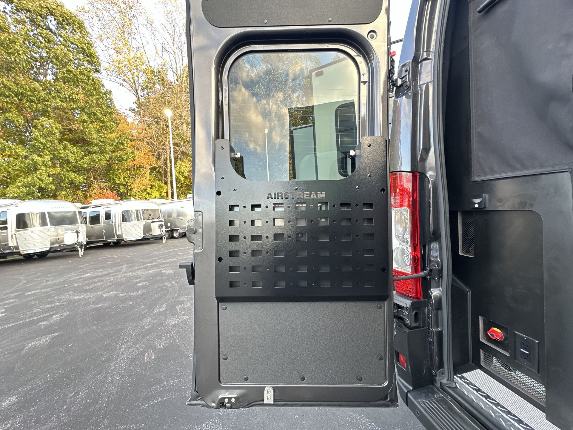 2026 Airstream Rangeline Base