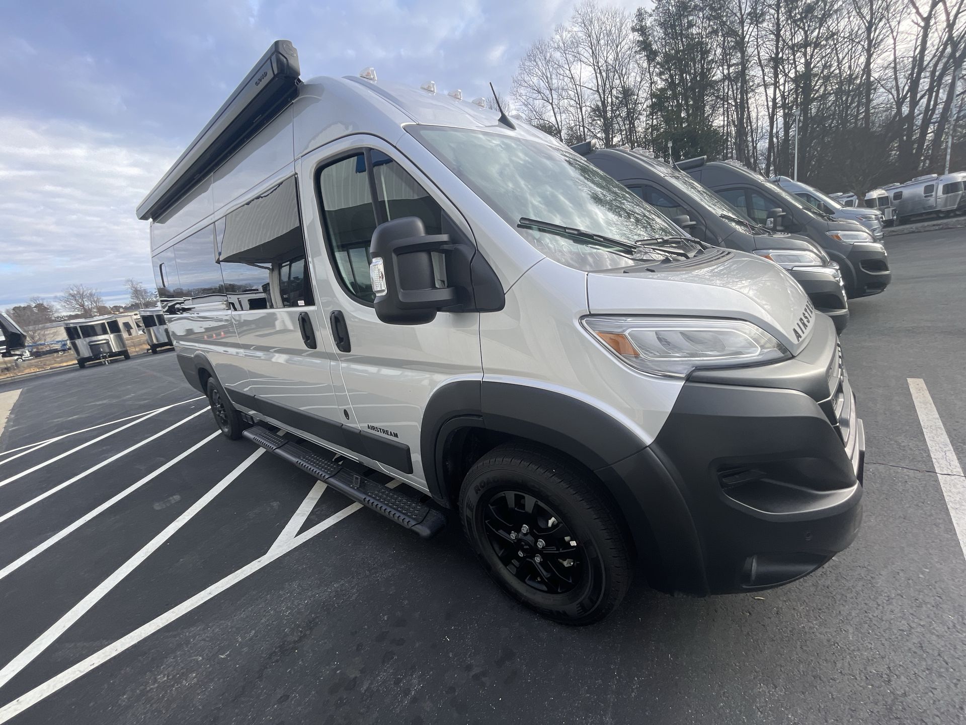 2026 Airstream Rangeline Base