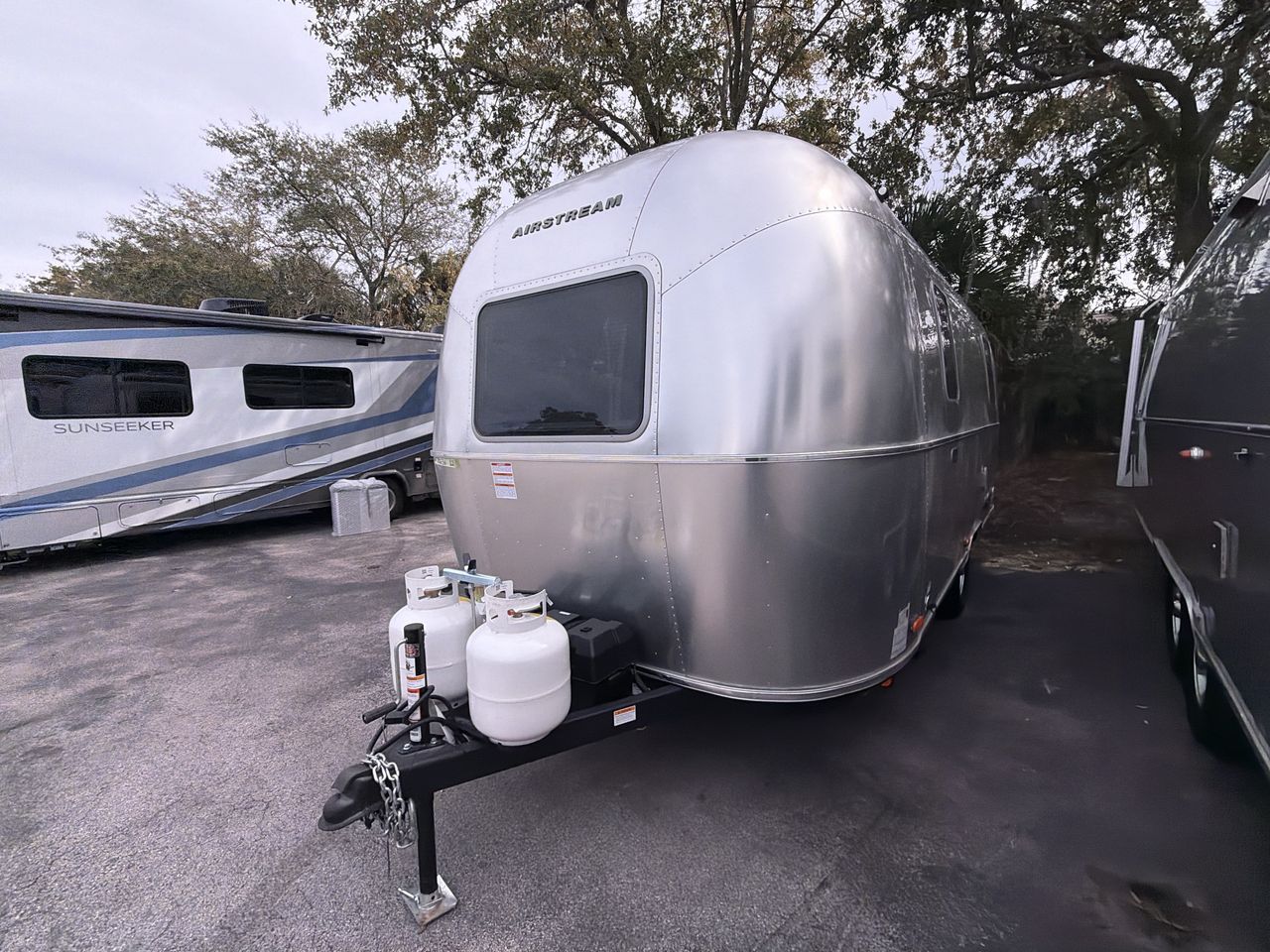 2026 Airstream 22RB Base
